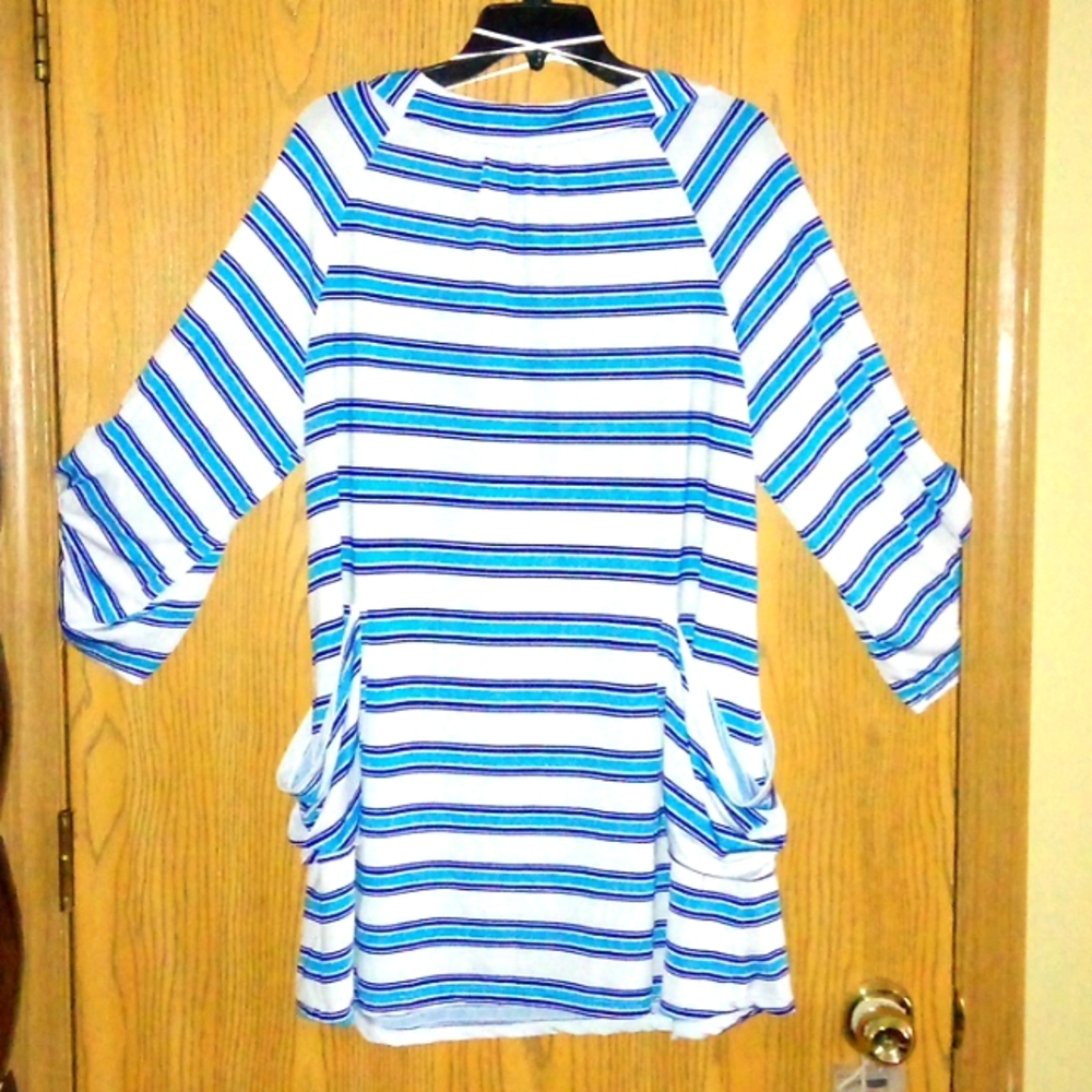 Striped Loose FiT cover-up w/ adjustable sleeve length button attachment SIZE:XL - Picture 5 of 6